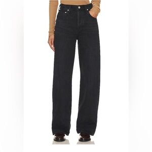 Ayla Baggy Cuffed Crop Jeans 
Citizens of Humanity